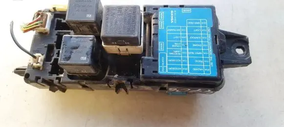 Volvo S40, V40 Fuse box set 30807050 30807016