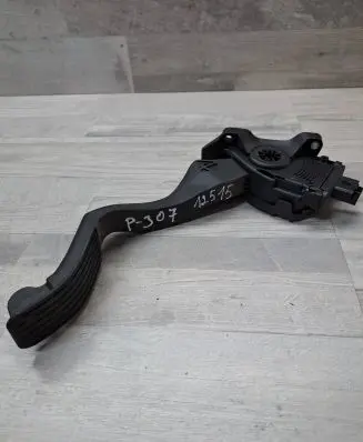 Peugeot 207 Accelerator throttle pedal 9680756880 6PV00908300