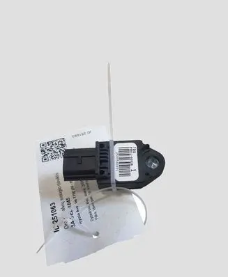 Toyota Avensis T250 Airbag deployment crash/impact sensor 8983102020