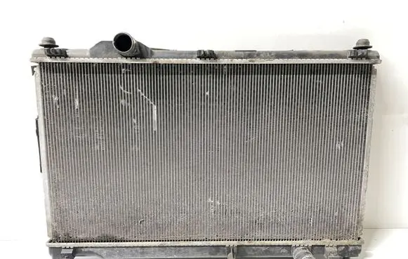 Lexus GS 300 350 430 450H Coolant radiator 4221332771 3137