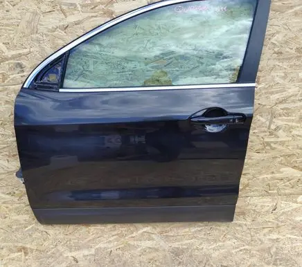 Nissan Qashqai Front door 