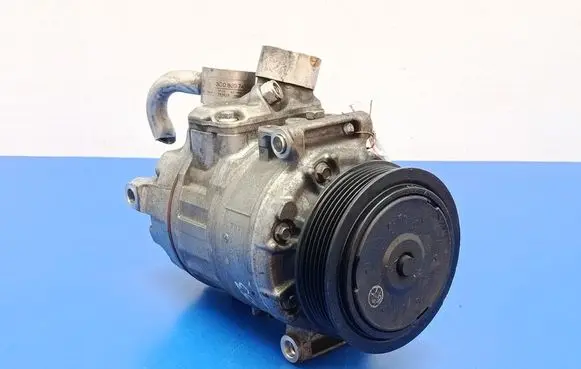 Volkswagen PASSAT B6 Air conditioning (A/C) compressor (pump) 1K0820859S