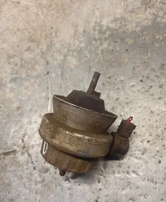Audi A6 S6 C6 4F Engine mount bracket