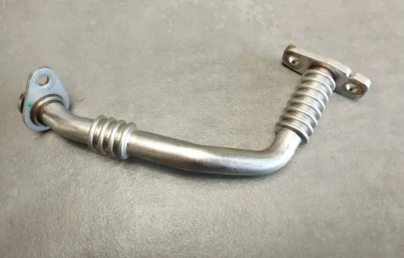 Audi A6 S6 C7 4G Engine coolant pipe/hose 04L145736H