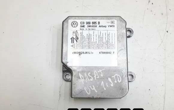 Volkswagen PASSAT B5.5 Airbag control unit/module 1c0909605b