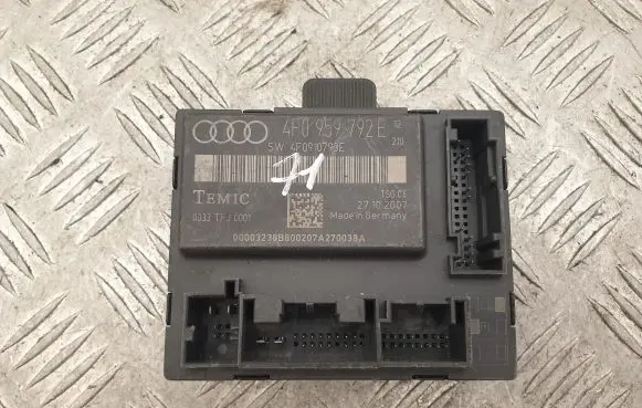 Audi A6 S6 C6 4F Door control unit/module 4F0959792E