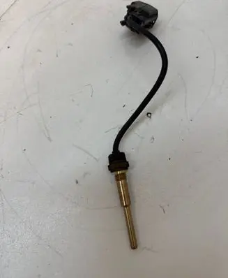 Land Rover Range Rover Evoque L538 Coolant temperature sensor G4D36G004AA