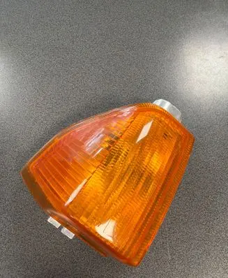 Ford Escort Front indicator light 11639631 20292122