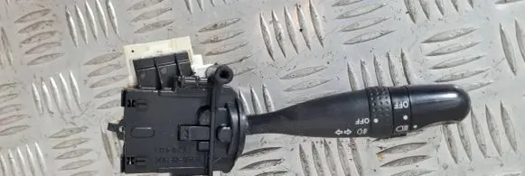 Toyota RAV 4 (XA20) Light switch