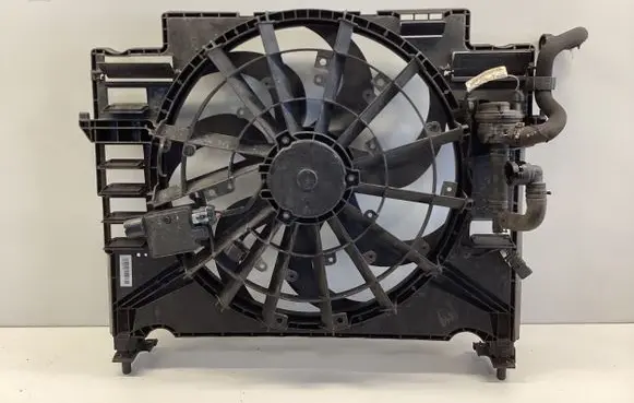 Jaguar F-Pace Radiator cooling fan shroud HK838C607AE