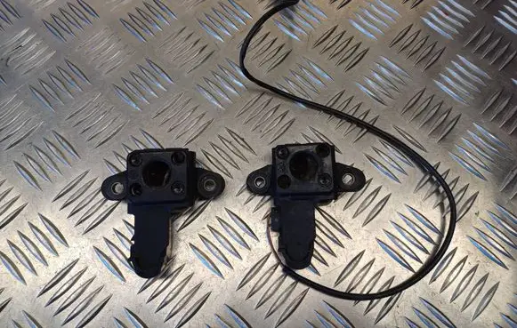 Renault Espace III Engine bonnet/hood lock/catch