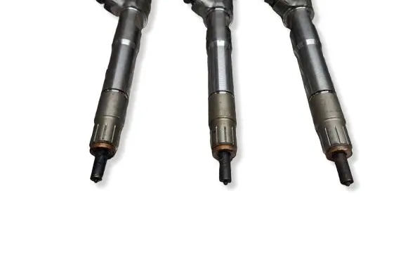 Renault Trafic III (X82) Fuel injector S27624888 0445110939
