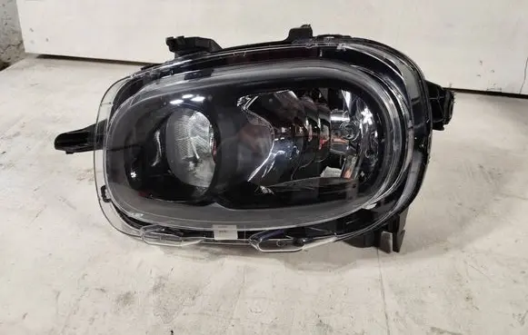 Citroen C3 Headlight/headlamp 90097906 9820059680