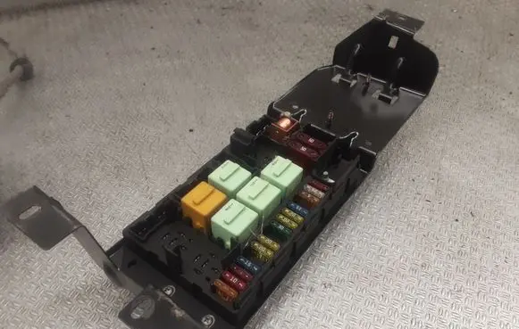 Land Rover Range Rover L322 Parking PDC control unit/module YWC000930