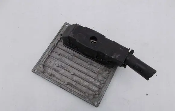 Ford Focus Engine control unit/module 7M5112A650KA