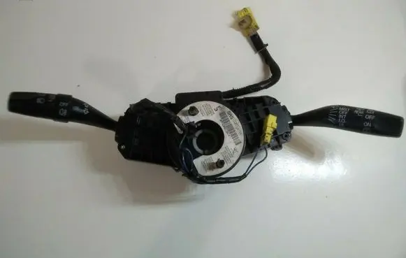 Honda CR-V Wiper turn signal indicator stalk/switch M18620 M18624 PBT-G30