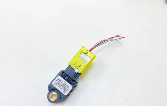 Toyota Verso Airbag deployment crash/impact sensor 8983105020