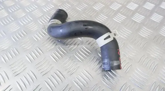 Toyota Yaris XP210 Engine coolant pipe/hose 16572K0050