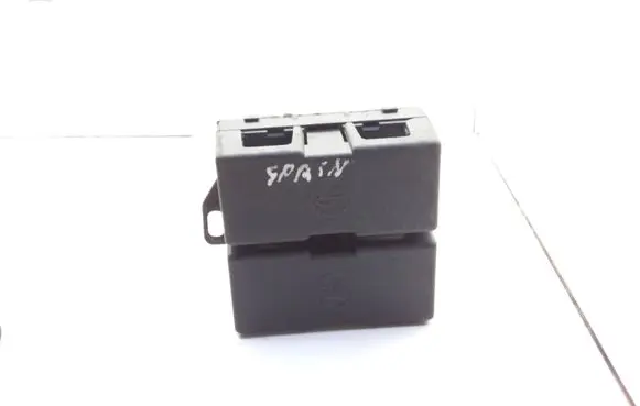 Mercedes-Benz Sprinter W906 Relay mounting block 603010101