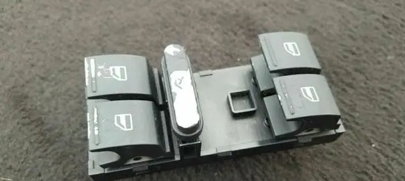 Volkswagen Touran I Electric window control switch 1K4959857