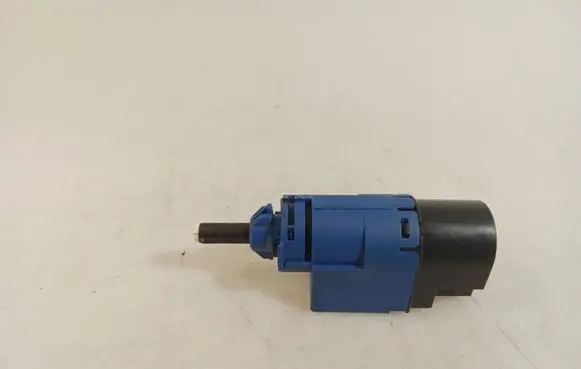 Clutch pedal sensor