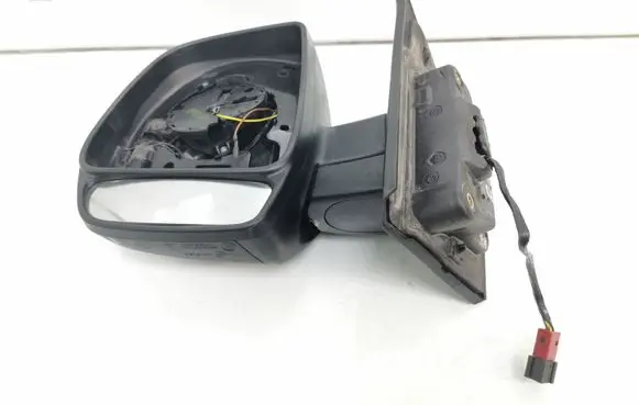 Front door electric wing mirror