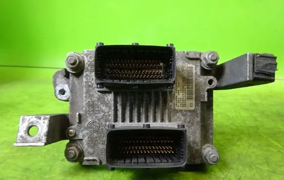 Alfa Romeo 156 Engine control unit/module 0261206716