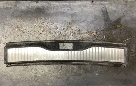 Opel Zafira B Trunk/boot sill cover protection 322225228
