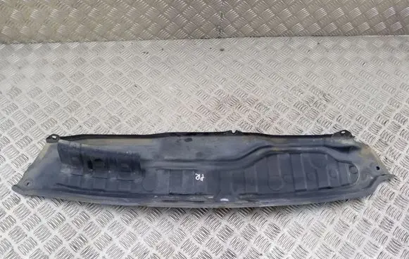 Honda Insight Wiper trim
