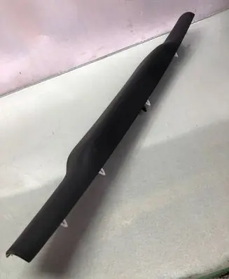 Mini One - Cooper F56 F55 Tailgate/trunk upper cover trim 7318935