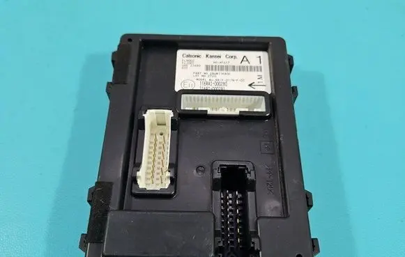 Nissan Juke I F15 Central body control module 284B11KA0C IMPRK1481732