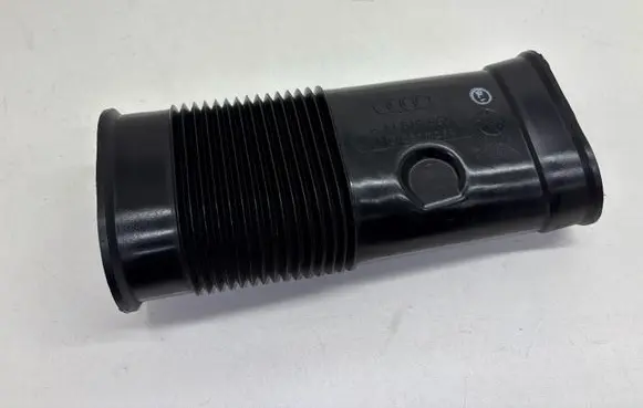 Audi Cabriolet B3 8G Air intake hose/pipe 8A1819667