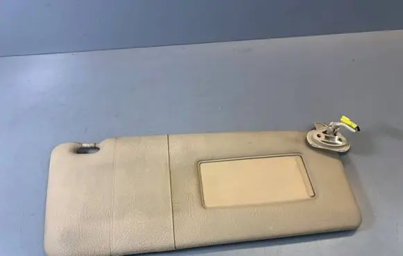BMW 3 E46 Sun visor 8267912 51168267912 51168253884