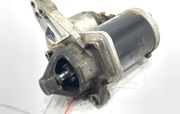 Dacia Duster II Starter motor 233000779R