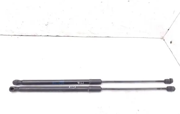 Skoda Fabia Mk3 (NJ) Tailgate/trunk strut/damper 6V9827550B