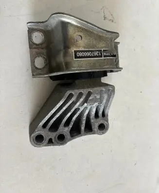 Fiat Ducato Engine mounting bracket 1367066080