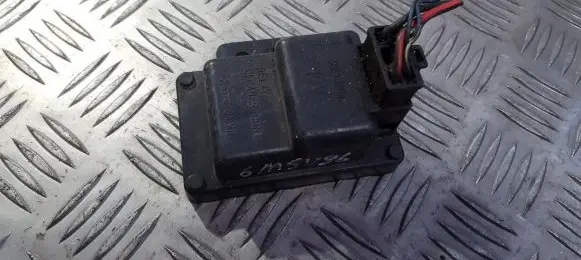 Mitsubishi Sigma Other control units/modules mb306591