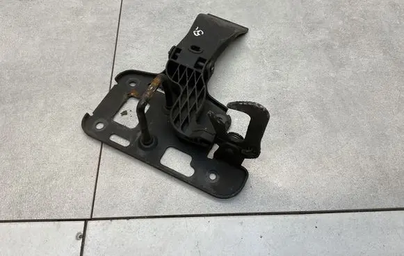 Audi Q5 SQ5 Engine bonnet/hood lock/latch loop/hook 8R0823480A