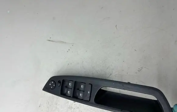 BMW X5 E70 Electric window control switch 912211801 7137137