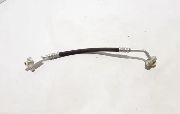 Volvo XC40 Air conditioning (A/C) pipe/hose 32226964