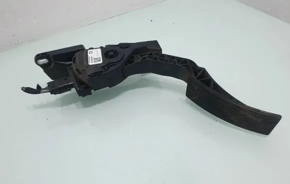 Jeep Grand Cherokee Accelerator throttle pedal 52124785AF