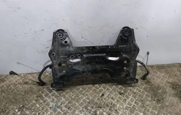 Opel Frontera Front subframe 9850742880 1798800
