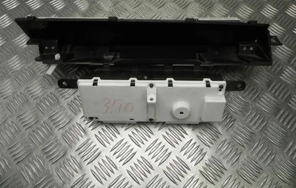 Toyota Prius (XW20) Speedometer (instrument cluster) 8380047311A