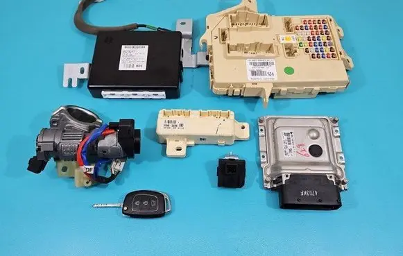 Hyundai Elantra Engine control unit/module ECU 39130-2B051 IMPRK1484010