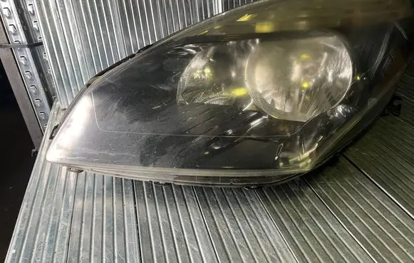 Renault Scenic III - Grand scenic III Headlight/headlamp 89902926 260600023R