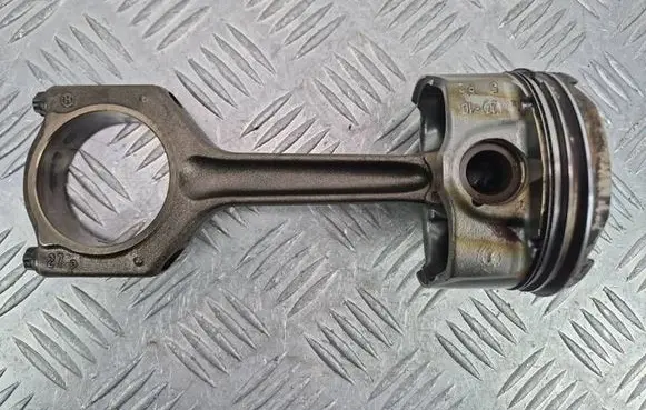 BMW 7 F01 F02 F03 F04 Piston with connecting rod 8497B 7676703