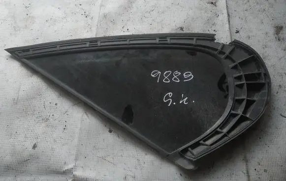 Jaguar XF Rear side window AS2
