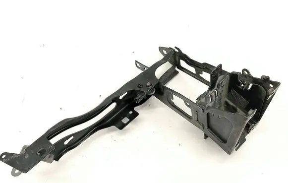 BMW 3 F30 F35 F31 Headlight/headlamp mounting bracket 17023811 KA98854080309