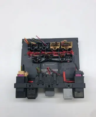 Volkswagen PASSAT B6 Comfort/convenience module 3C0937049J F005V00530