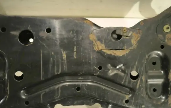 Volvo V50 Front subframe 020306421757